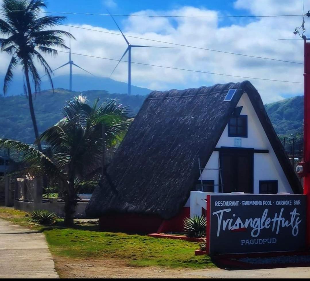 Hotel Triangle Huts Pagudpud Exterior foto